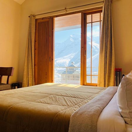 The Bulevar - Whispering Willows Hotel Sissu Екстериор снимка