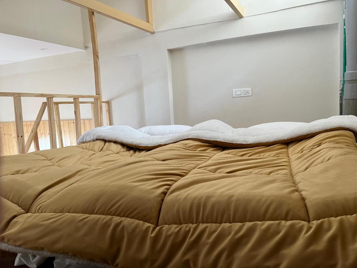 The Bulevar - Whispering Willows Hotel Sissu Екстериор снимка