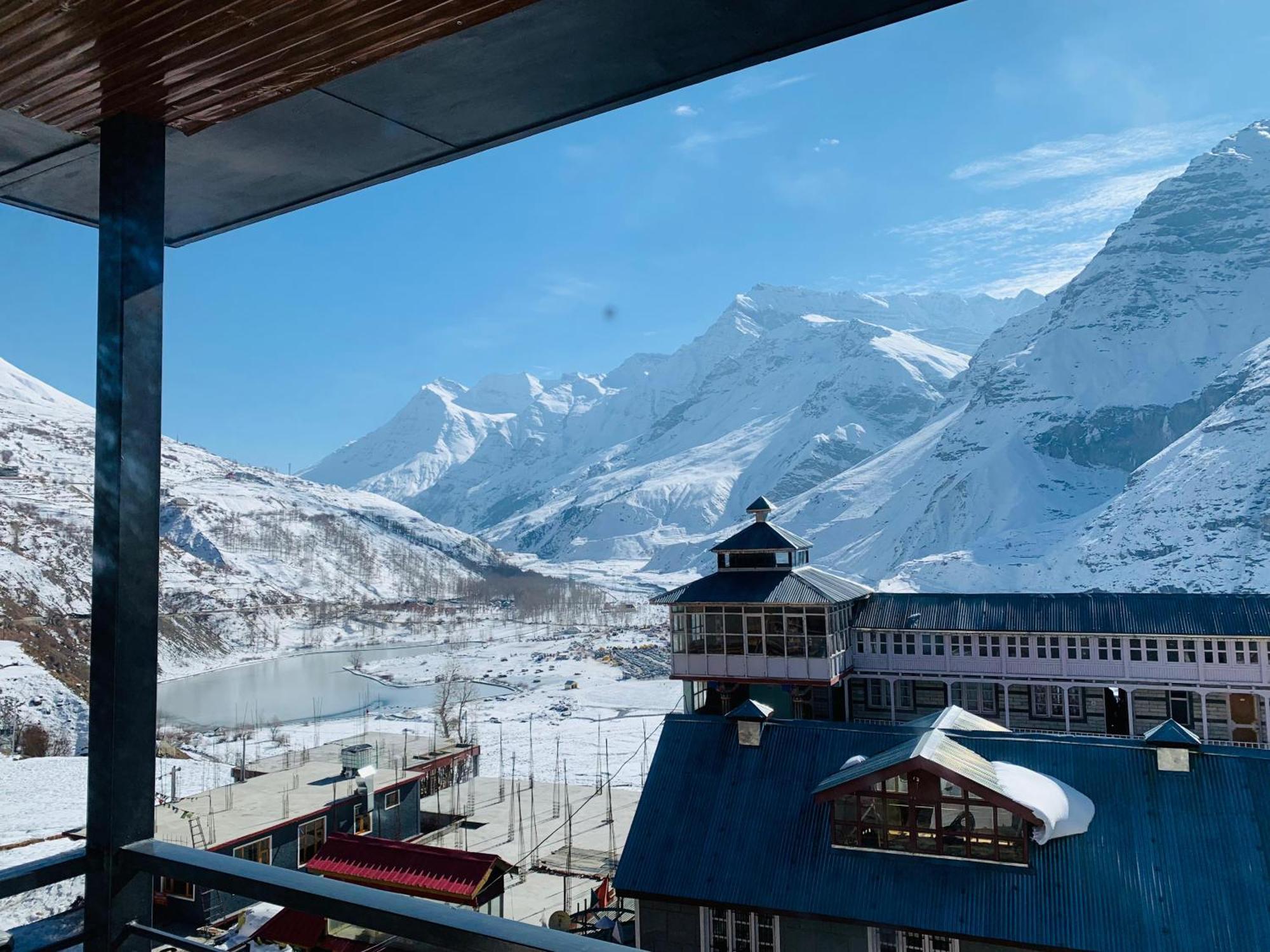 The Bulevar - Whispering Willows Hotel Sissu Екстериор снимка